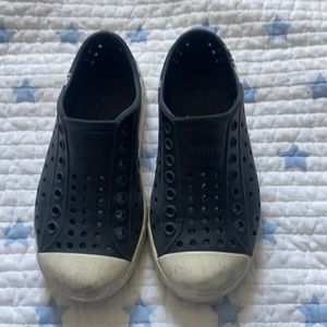 Black & white Natives